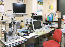 大阪府茨木市,永井眼科の院内